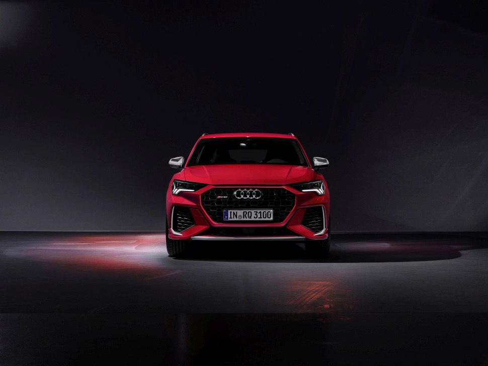 Audi RS Q3 technical specifications and fuel economy